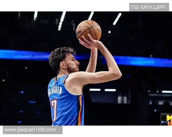 打得不错！霍姆格伦20中10&三分4中2拿到25分 另有8板2助1帽